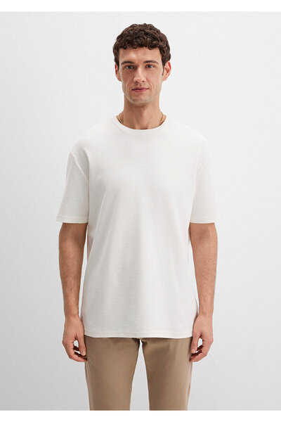 Mavi Logo Printed Ecru T-Shirt Loose Fit / Relaxed Fit 0613250-70057