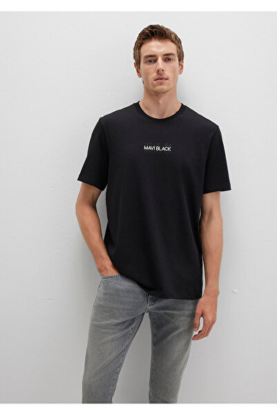 Mavi Μαύρο εμπριμέ μαύρο μπλουζάκι Regular Fit / Normal Cut 0612867-900