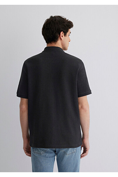 Mavi Μαύρο μπλουζάκι Polo Regular Fit / Normal Cut 0612231-900