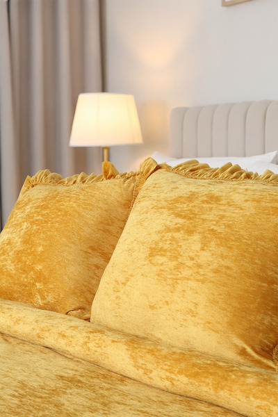 HAMUR Crush Hare Effect Double Bedspread Set with 2 Pillowcases Ruffled Satin Shine Mustard