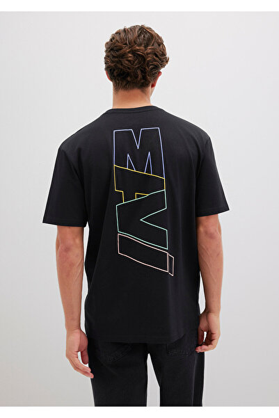 Mavi Schwarzes T-Shirt mit Logo-Rückendruck, lockere Passform / lockere, entspannte Passform 0612350 -900