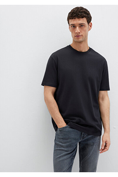 Mavi Schwarzes Basic-T-Shirt mit lockerer Passform / lockerer, entspannter Passform 0611596 -900