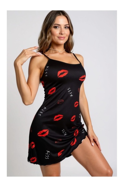 Cicişim Cămașă de noapte cu design elegant, cu tema dragostei și bretele negre