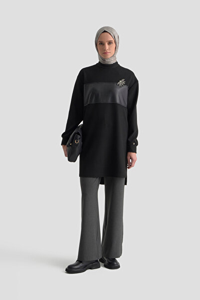 Armine Trend Leather and Brooch Detailed Tunic