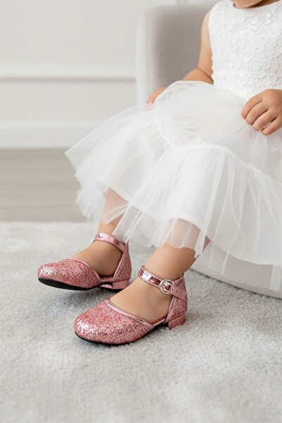 PATİK BEBE أحذية بكعب للأطفال