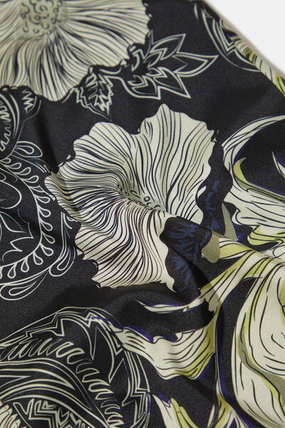 W Collection Black Patterned Pants