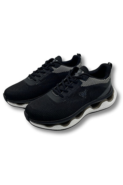 Tiglon Russell Black Men's Sports Shoes