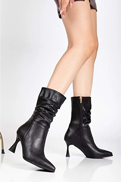 FELES حذاء نسائي بسحاب جانبي ورباط أسود اللون