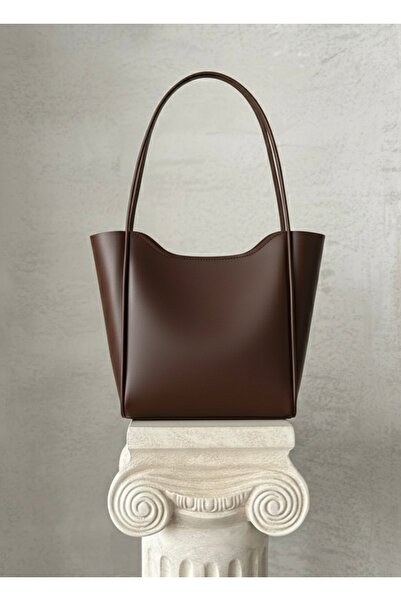 Madame Γυναικεία τσάντα χεριού και ώμου μεγάλου μεγέθους από συνθετικό δέρμα με καφέ λουράκι