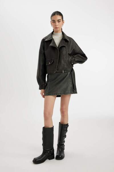 DeFacto Αδιάβροχο τζάκετ από συνθετικό δέρμα Παλτό με διπλό γιακά με φερμουάρ και τσέπη ζώνη αντίκα εποχιακή C1135AX24AU