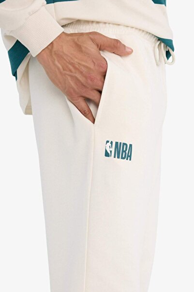 DeFacto DeFactoFit NBA Milwaukee Bucks Standard Fit Φούτερ με ελαστικό λουράκι με τσέπες E8980AX25AU