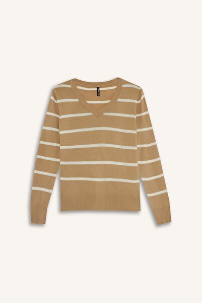 DeFacto Πλεκτό πουλόβερ με απαλή υφή V-λαιμόκοψη ριγέ Relax Fit - A2359ax24wn