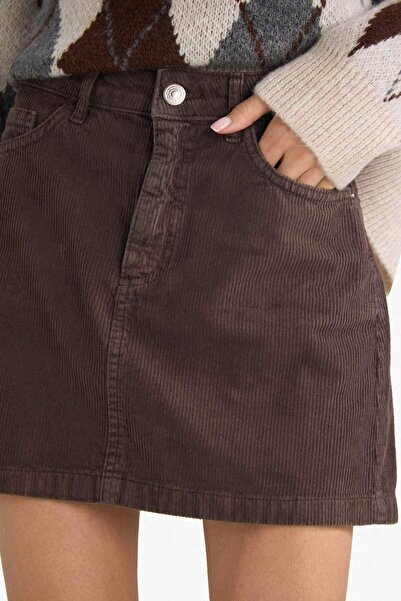 DeFacto A-Line Regular Waist Corded Fabric Velvet Mini Skirt G4077Ax25Wn