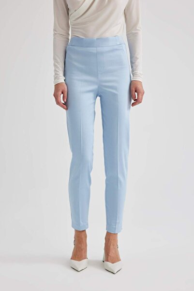 DeFacto Satin-Zigarettenhose – normale Taille, elastisch, gerades Bein J8743az24sm