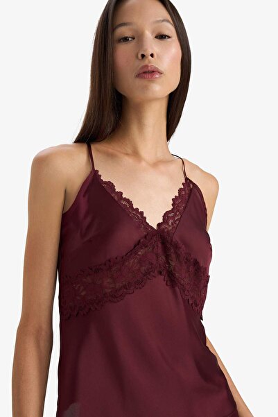 DeFacto Regular Fit V Neck Lace Detailed Strap Satin Top-Fall in Love G1670Ax25Au