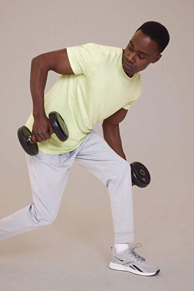 DeFacto DeFactoFit Flexibles Stoff Standard Fit Rundhals T-Shirt mit Rücken Druck Kurzarm D7304AX25SP