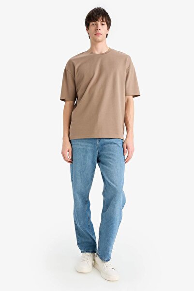 DeFacto Oversize Wide Fit No-Iron Crew Neck Short Sleeve Basic Plain Heavy Fabric T-Shirt X3926Az2