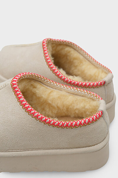 Capone Outfitters Carroll Damen-Hausschuhe mit dicker Sohle und runder Zehenpartie aus Fell