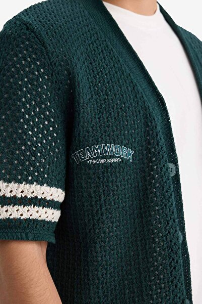 DeFacto Μπλουζάκι με κοντό μανίκι με λαιμόκοψη Relax Fit F8047AX25AU