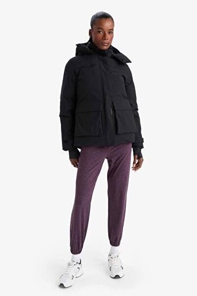 DeFacto DeFactoFit Ζεστό φουσκωτό παλτό Αδιάβροχο αντιανεμικό με εσωτερική κρεμάστρα με τσέπη με κουκούλα με φερμουάρ C6032