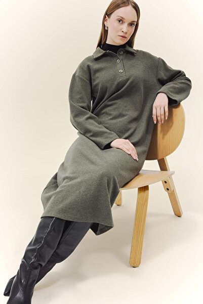 DeFacto Φόρεμα με μακρύ μανίκι με λαιμόκοψη πόλο κανονικής εφαρμογής G1886AX25WN