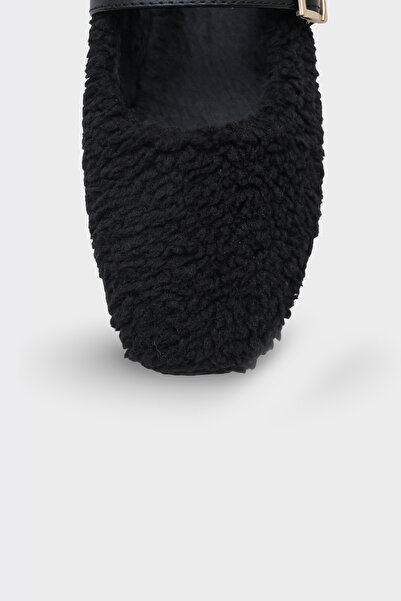 Capone Outfitters Kasey Furry Women's Ballet Flats