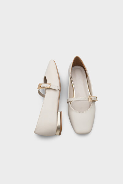 Capone Outfitters Rebbecca Blunt Toe Short Heeled Metal Buckle Women's Ballerinas