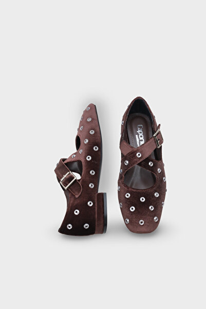 Capone Outfitters Γυναικείες μπαλαρίνες Janeta Velvet με μπουτάκια και σταυρωτά λουράκια