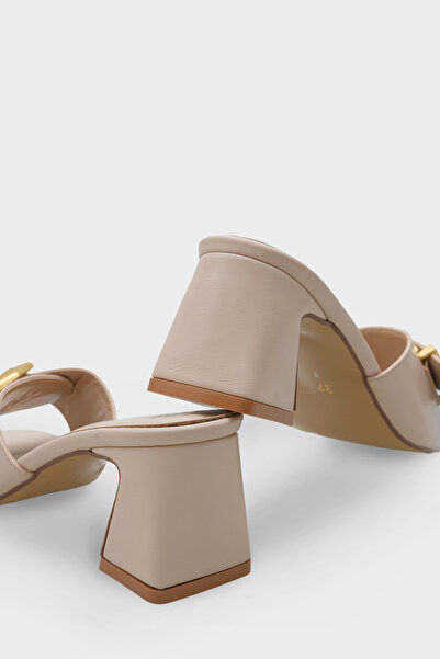 Capone Outfitters Susanne Women's Mid-Heeled Metal Buckle Slippers