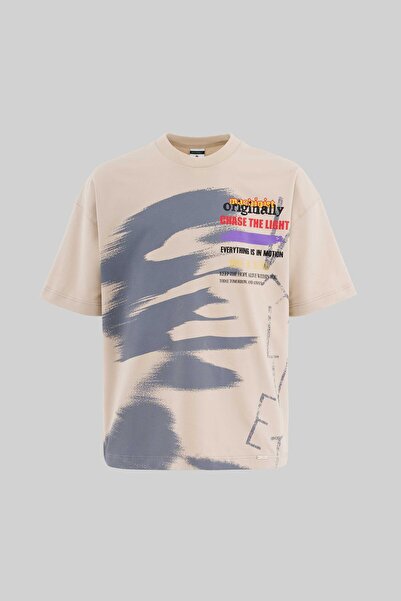 Machinist Muška majica kratkih rukava u nježno bež boji sa više boja i otisnu...