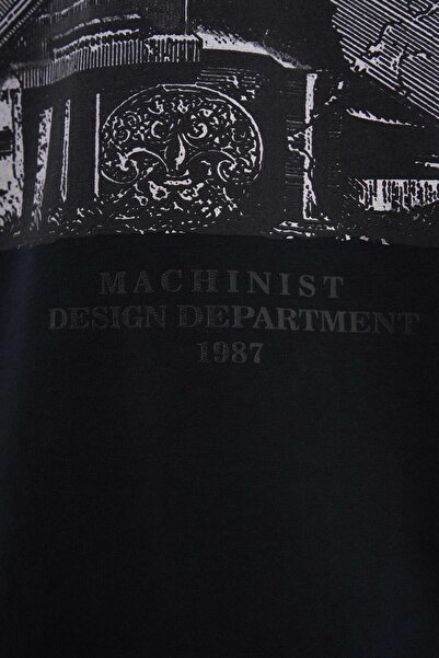 Machinist Ανδρικό μπλουζάκι με σκασμένο εμπριμέ πλενόμενο μαύρο μπλουζάκι