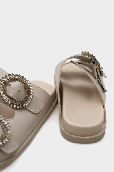 Capone Outfitters Marice Stone Buckle Flat Heeled Women's Slippers