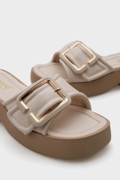 Capone Outfitters Mia Wedge Heeled Single Strap Buckle Women's Comfort Slippers