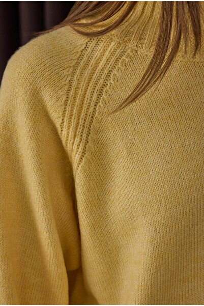 HEQA Μπλουζάκι με ζιβάγκο Basic Απαλό Κίτρινο