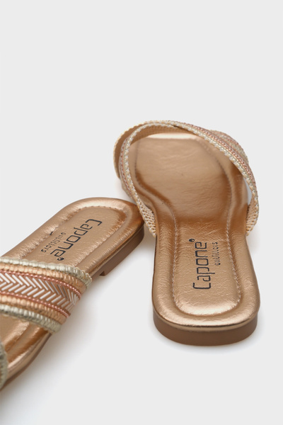 Capone Outfitters Ketty Flat Heeled Shiny Blunt Toe Cross Strap Women's Slippers