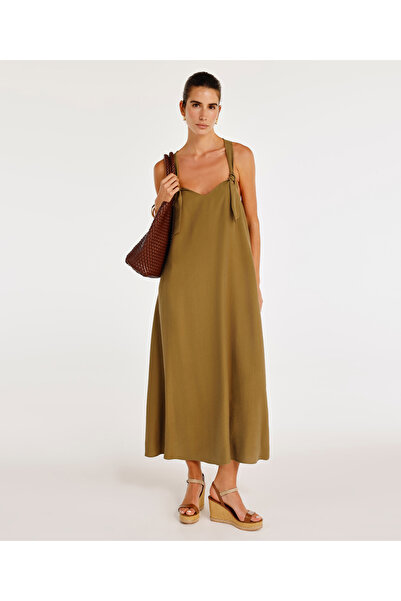 Yargıcı Düğüm Askı Detaylı V Yaka Uzun Boy Elbise