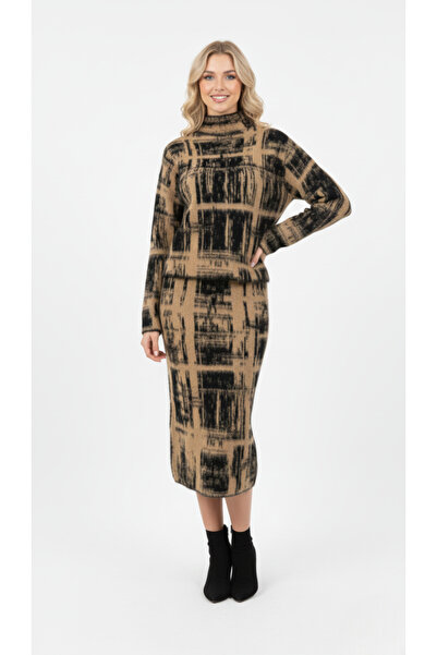 Upright Neck Raised Patterned Knitwear Sweater-Skirt Set