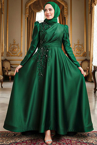 Neva Style Boncuk İşlemeli Zümrüt Yeşili Saten Tesettür Abiye Elbise 22460ZY