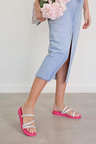 Stil Durağı شبشب WINNY موديل 3 بنعل حجري مفصل بسمك 3 سم، لون فوسيا