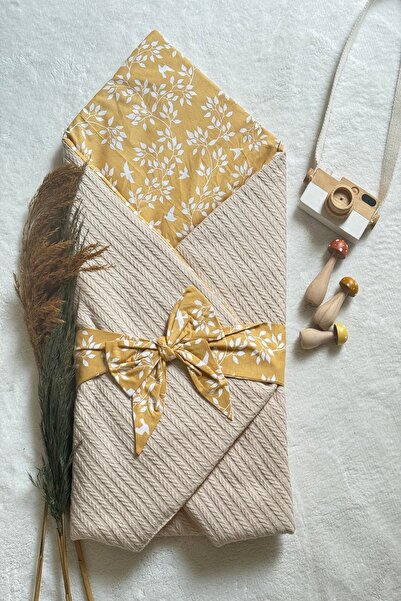 Pastelya Yellow Floral Patterned Baby Swaddle, Knitted Baby Swaddle