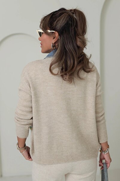 Lavanta Tekstil Джинси з вишивкою на кишенях, бежева кофта з деталями