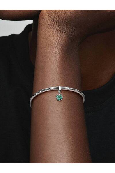 Pandora Dört Yapraklı Yonca Sallantılı 925 Ayar Gümüş Charm