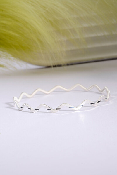 Innuendo Jewelry 925 Ayar Gümüş Zikzak Ajda