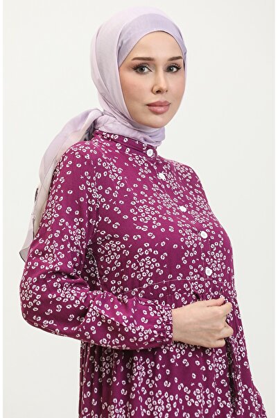 sefamerve Φόρεμα με μοτίβο λουλουδιών βισκόζης Smile σε χρώμα δαμάσκηνου - μισό κουμπί 0358-02