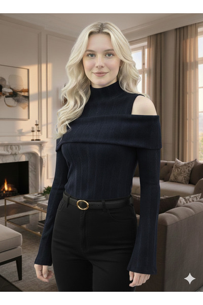 Moda Lounge منتج جديد للنساء بلوزة زرقاء داكنة بياقة مودانا وأكمام إسبانية وي...