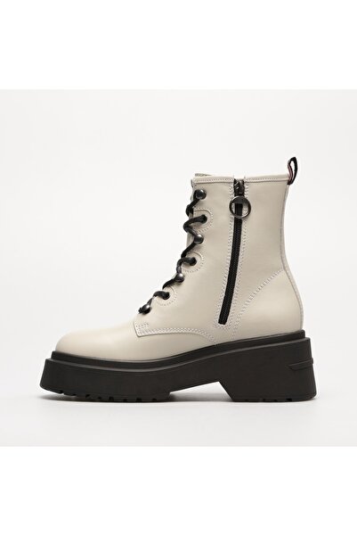 Tommy Hilfiger Women's Boots En0En02404-Aev