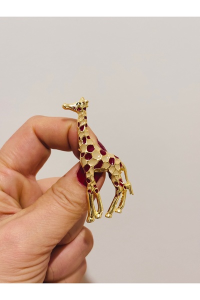 MODAMİRA AKSESUAR Zürafa Modeli Broş | Zarafetin Simgesi | {boy:6 cm /en: 2.5 cm} Renk Bordo ve Bej