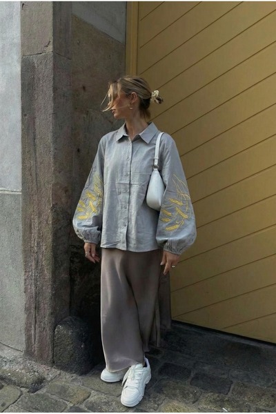 FEMELLE Cămașă din bumbac brodată cu mâneci balon gri pentru femei