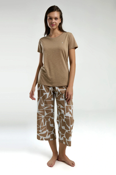 Pierre Cardin Women's Cream Capri Set