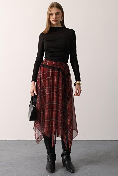 VAGGON Women's Burgundy Plaid Asymmetrical Cut Lined Lace Skirt Vs01532